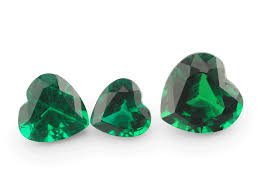 Hydrothermal Emerald heart shape lab gems
