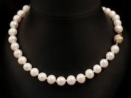 Fresh water cultured pearl beads
