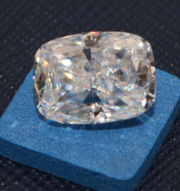 Moissanite-D-White-VVS-Elongated-Cushion-Crushed-ice-cut-stone